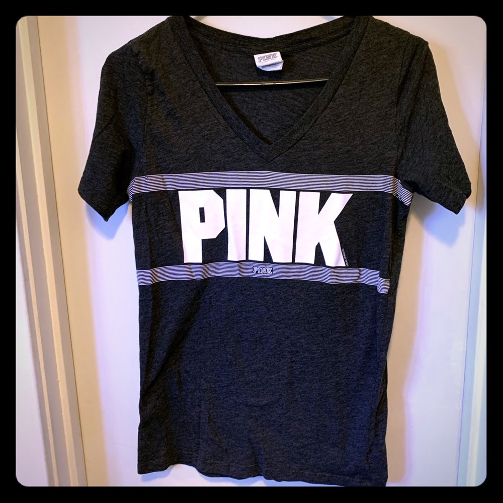 VS PINK V-Neck, Size Large, Slim Fit.